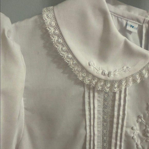 Beautiful Feltman Bros White Smocked Dress with Embroidered Detail - Picture 6 of 13